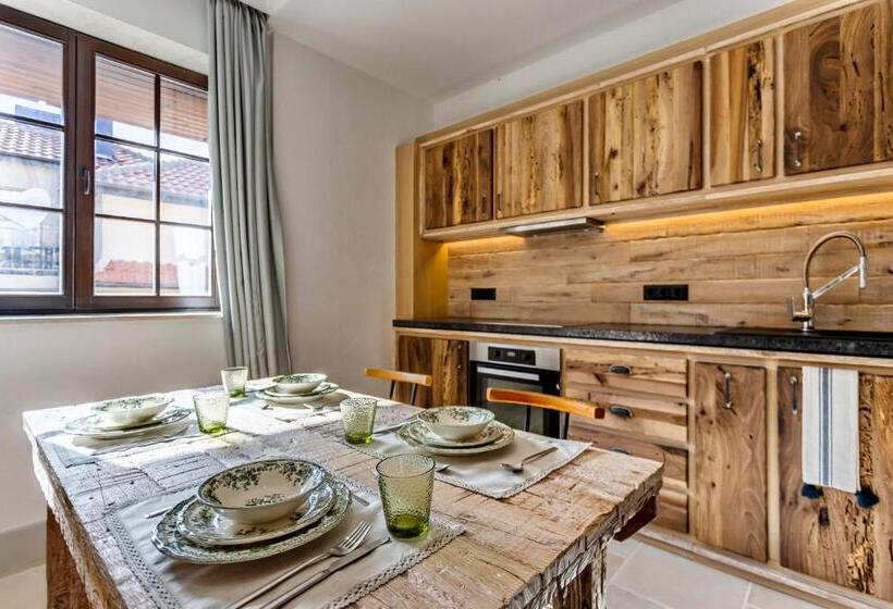 수피리어 스위트, Castro Mesembria Boutique