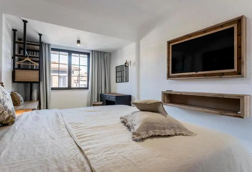اتاق استاندارد, Castro Mesembria Boutique
