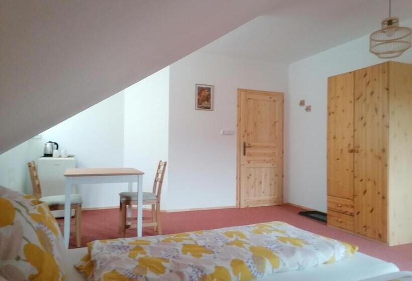 חדר סטנדרט נוף להרים, Penzion Henke