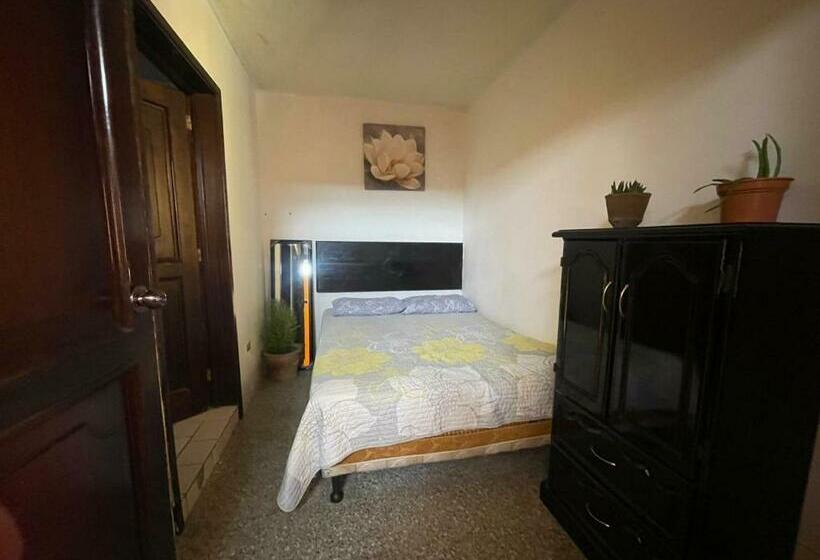 اتاق استاندارد, Esperanza Hostel