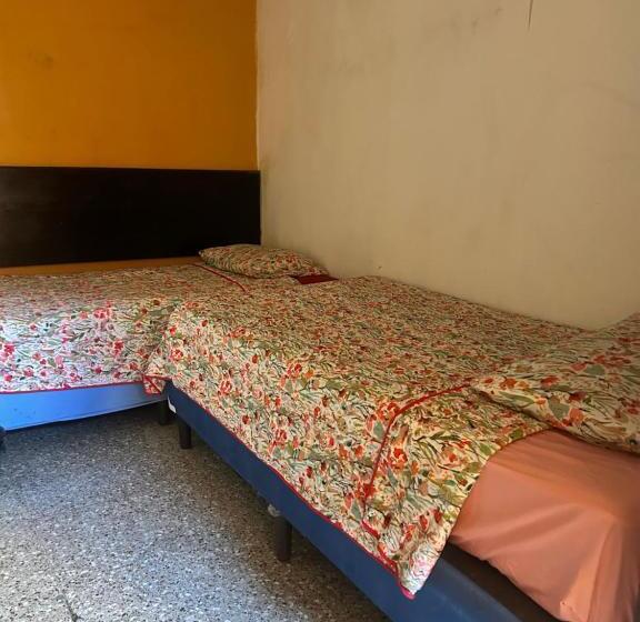 اتاق استاندارد, Esperanza Hostel
