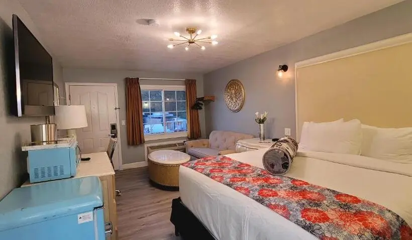 シングルデラックスルーム, Dragonfly Inn & Suites