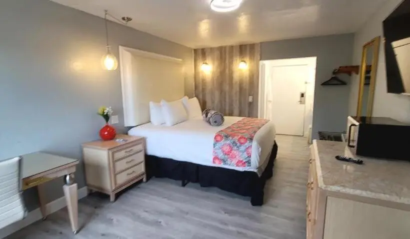 シングルデラックスルーム, Dragonfly Inn & Suites