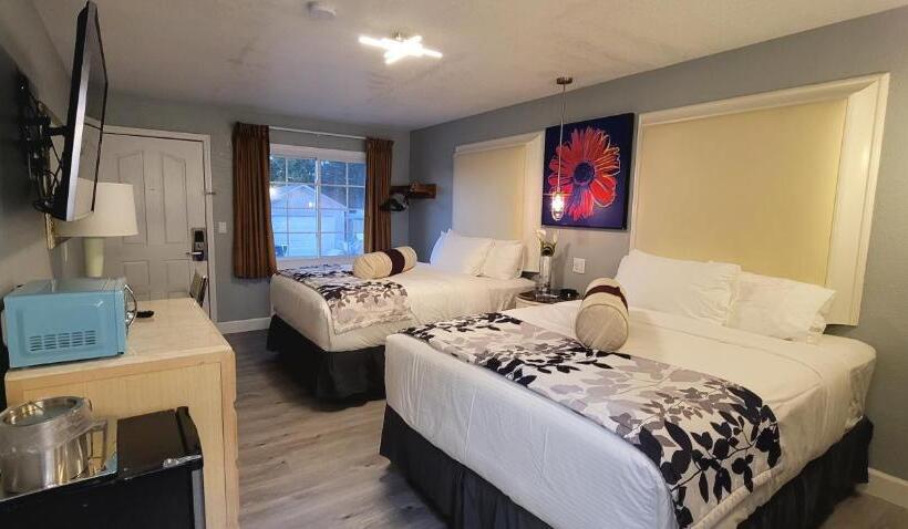 豪华房间, Dragonfly Inn & Suites