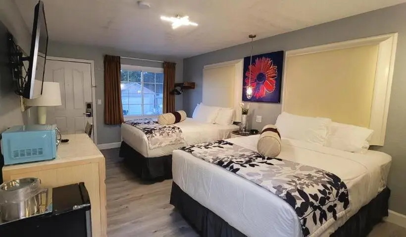 デラックスルーム, Dragonfly Inn & Suites