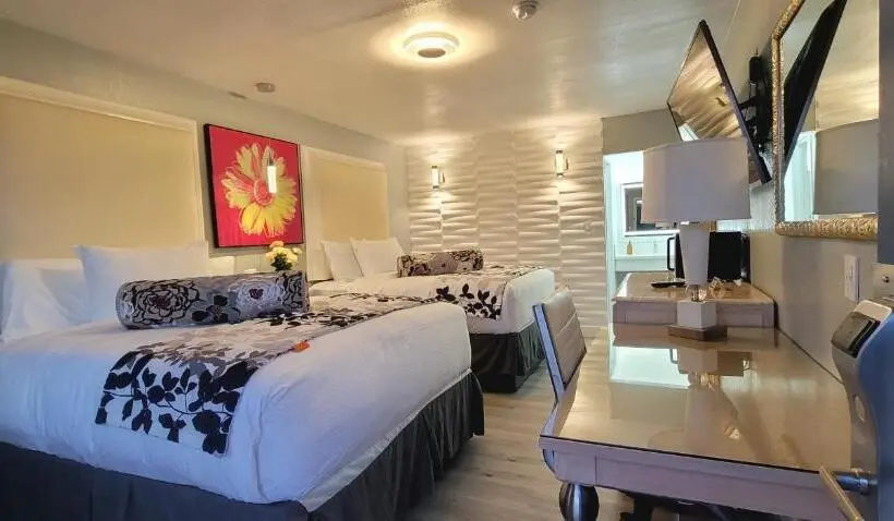 デラックスルーム, Dragonfly Inn & Suites