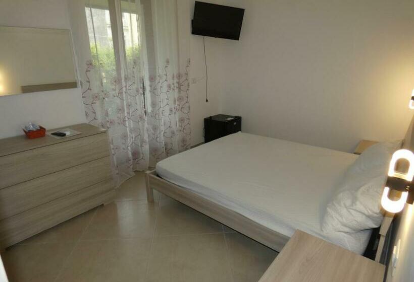 标准间带阳台, Fabiana S Rooms