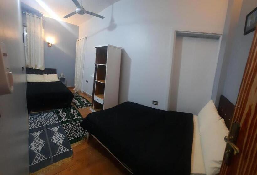 اتاق استاندارد با تراس, Happy Life Hostel