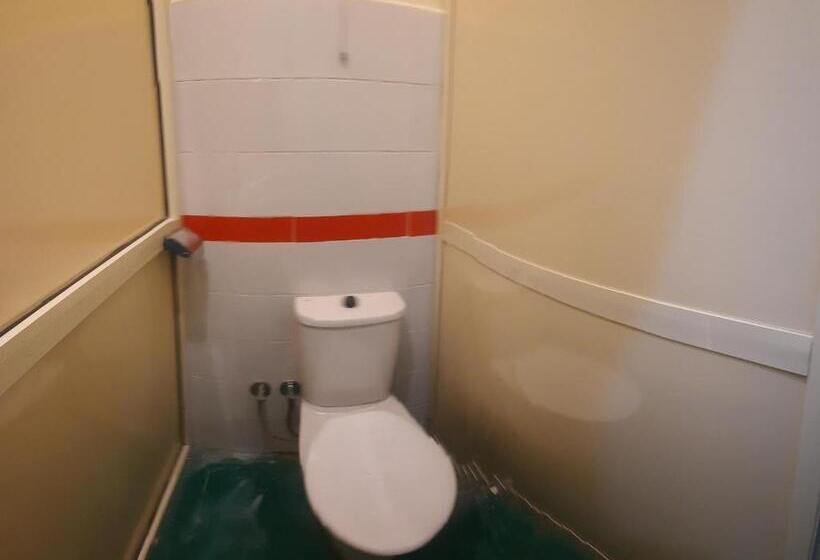 اتاق یک تخته با تراس, Happy Life Hostel