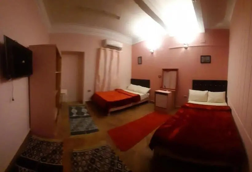 اتاق استاندارد یک نفره, Happy Life Hostel