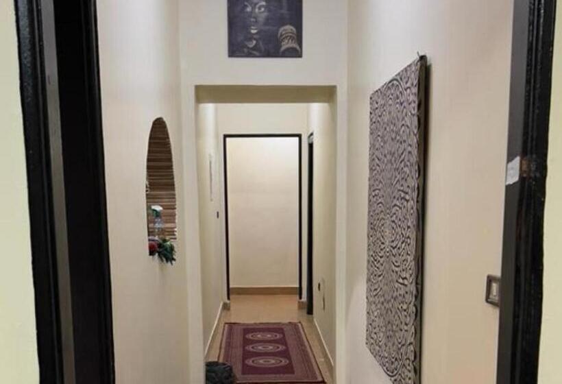 اتاق استاندارد با چشم‌انداز, Happy Life Hostel