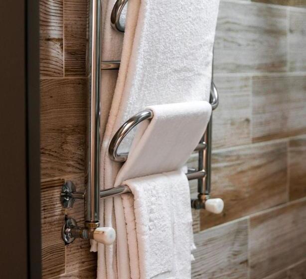 سوییت, Khan Palace