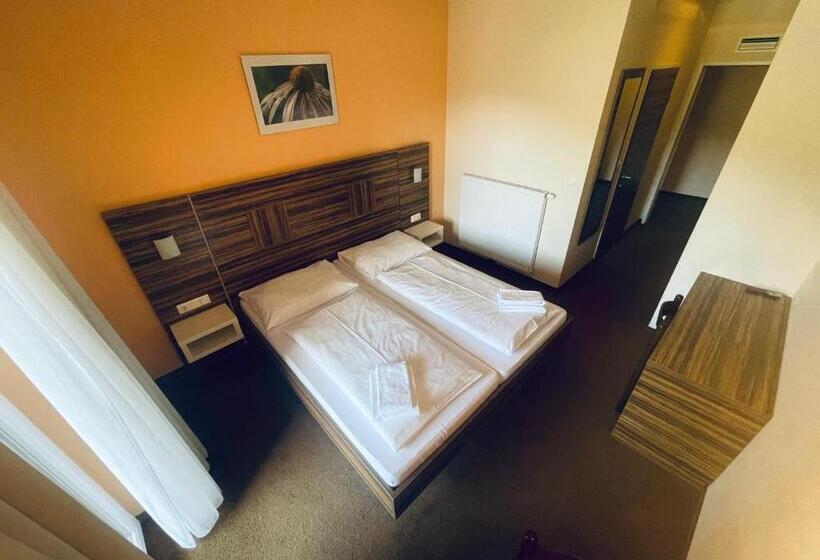 غرفة قياسية, Koralpe