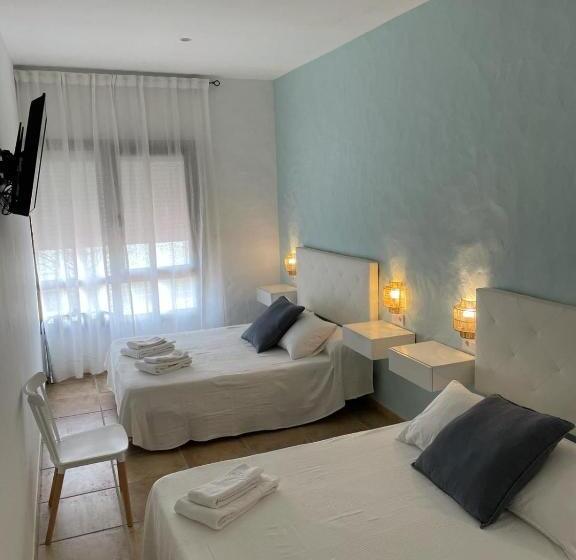 غرفة قياسية رباعية, El Escondido De Zahara