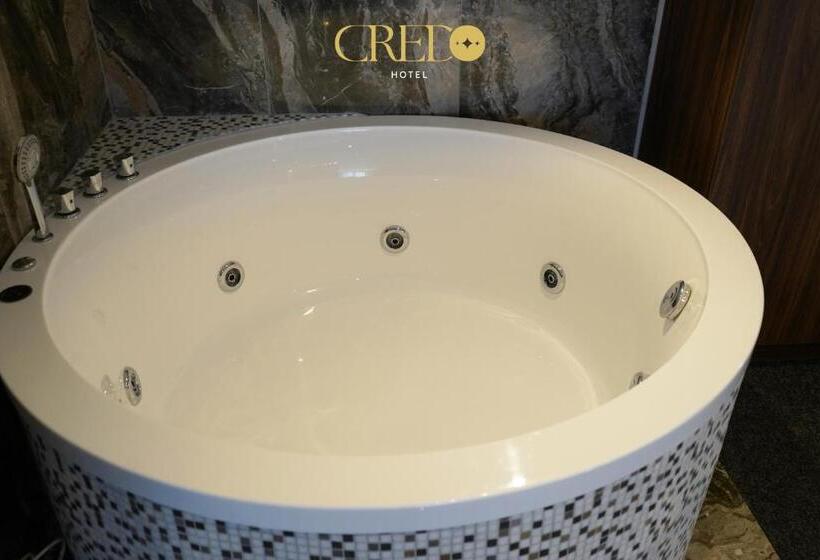 سوییت لوکس, Credo