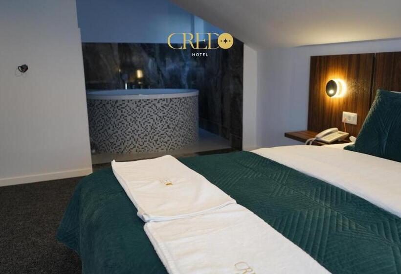 سوییت لوکس, Credo