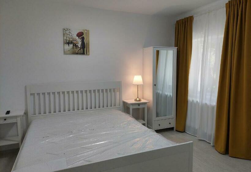 Номер Стандарт, Vila De Pe Lac Amara