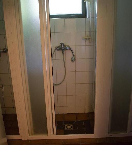 스탠다드 룸 공동 욕실, Churáňov Stadion