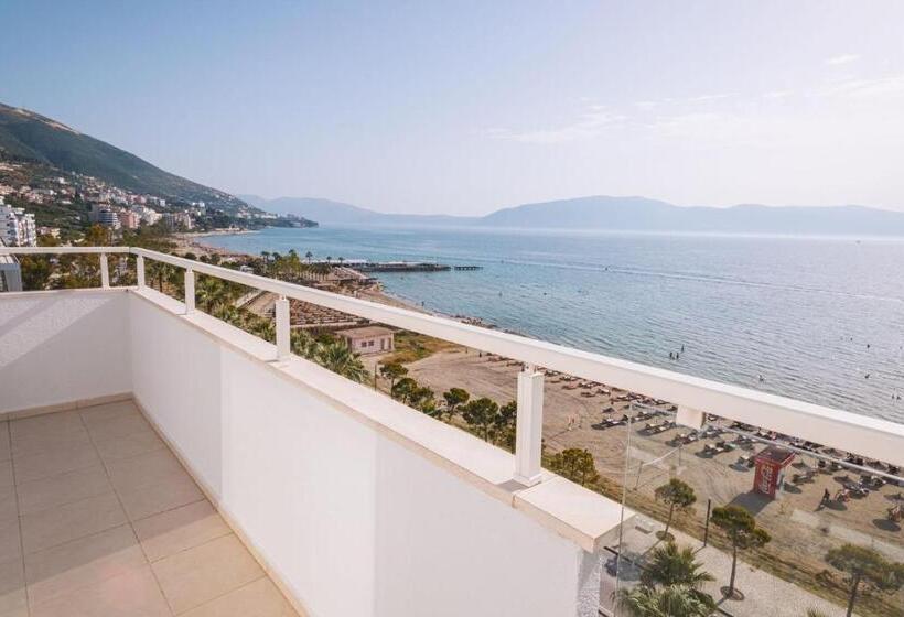 اتاق سه نفره دلوکس با چشم‌انداز دریا, Grand Mirage