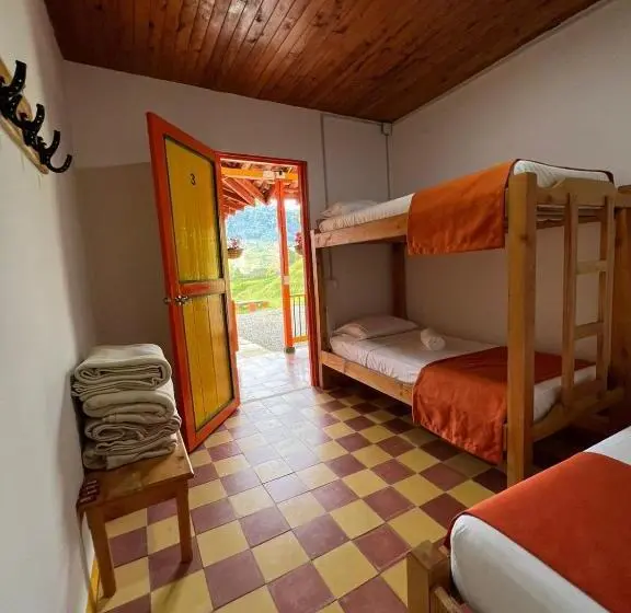 スタンダード４人部屋, Hospedaje Campestre El Rancho De Jero