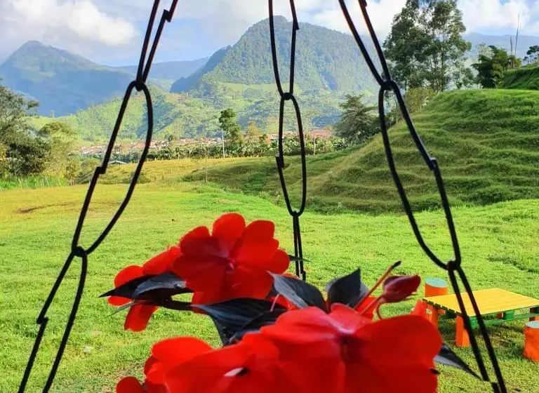 マウンテンビューファミリールーム, Hospedaje Campestre El Rancho De Jero