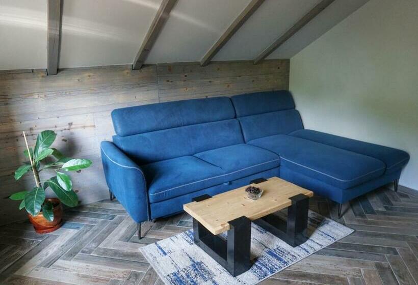 غرفة قياسية سرير كينج, Om Resort