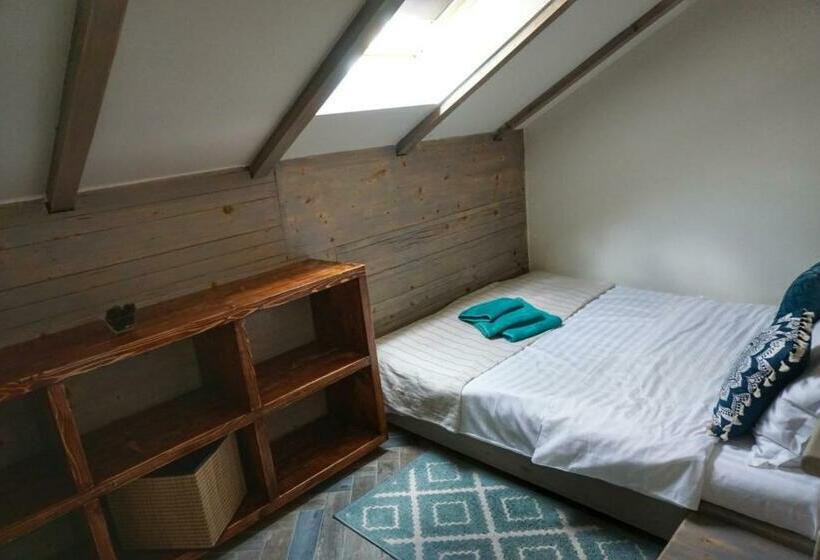 غرفة قياسية سرير كينج, Om Resort