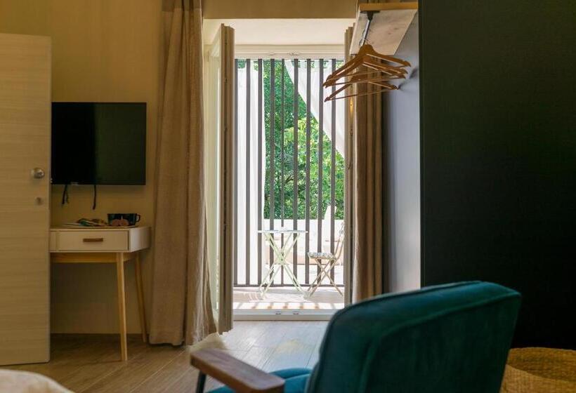 اتاق استاندارد با تخت بزرگ, Tesoro Nascosto B&b