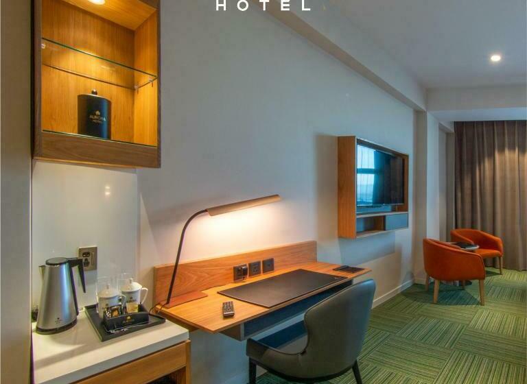 اتاق استاندارد یک نفره, Aurora