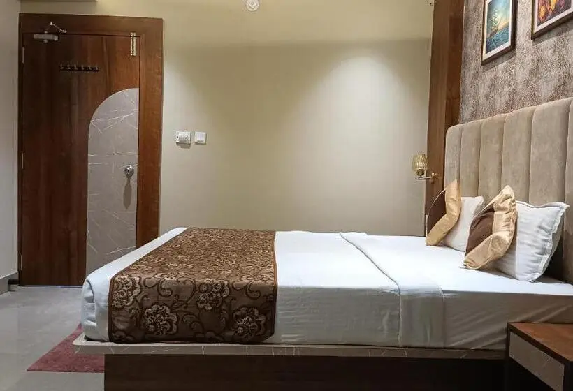 Superior-huone, Jeevan Sandhya