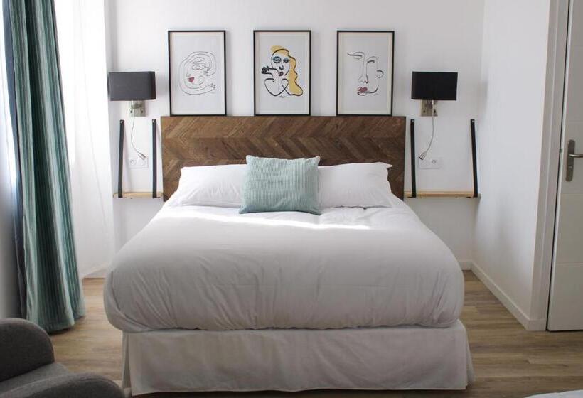 标准三人间, La Tour Aux Crabes Près De La Plage