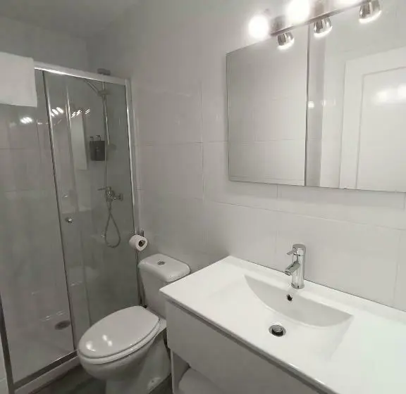 4 Bett Standardzimmer, Posada Del Mar