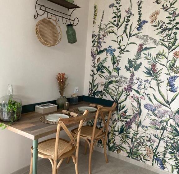 Quarto Deluxe, Detente De La Lys
