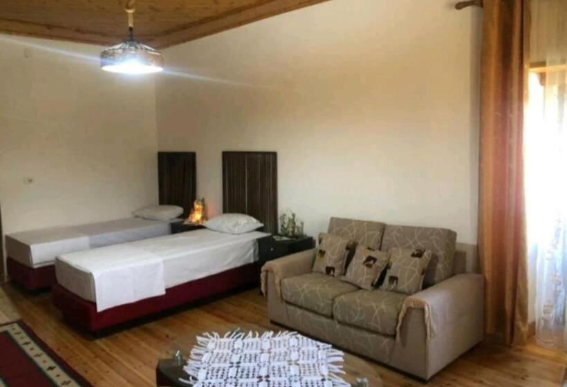 اتاق خانوادگی, Miziriguesthouse