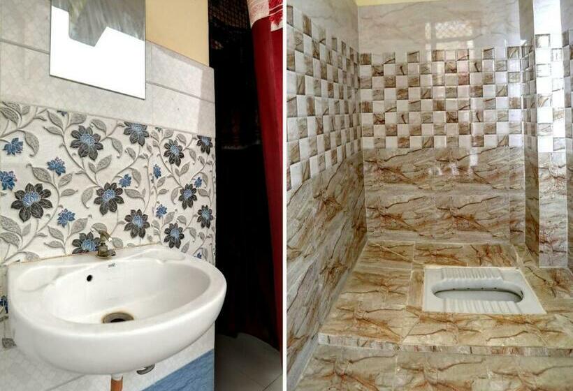 اتاق کلاسیک سه تخته, O Shri Durga