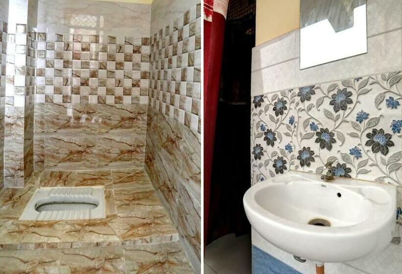 اتاق کلاسیک سه تخته, O Shri Durga