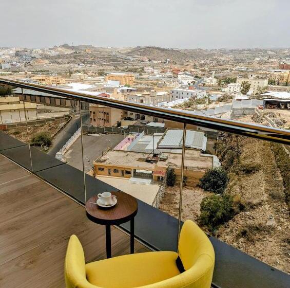 סוויטת אקזקיוטיב 2 חדרים, Citadines Abha