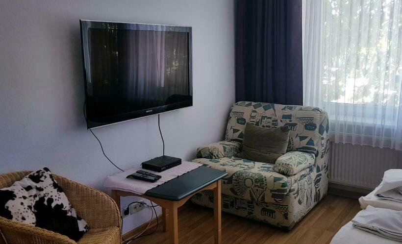 スタンダードトリプルルーム, Restaurant Und Pension Zur Nassen Ecke