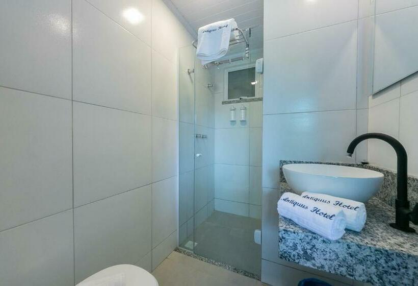 דירת חדר, Antiquus Apart