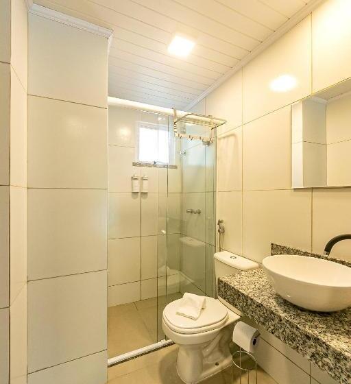 דירת חדר, Antiquus Apart