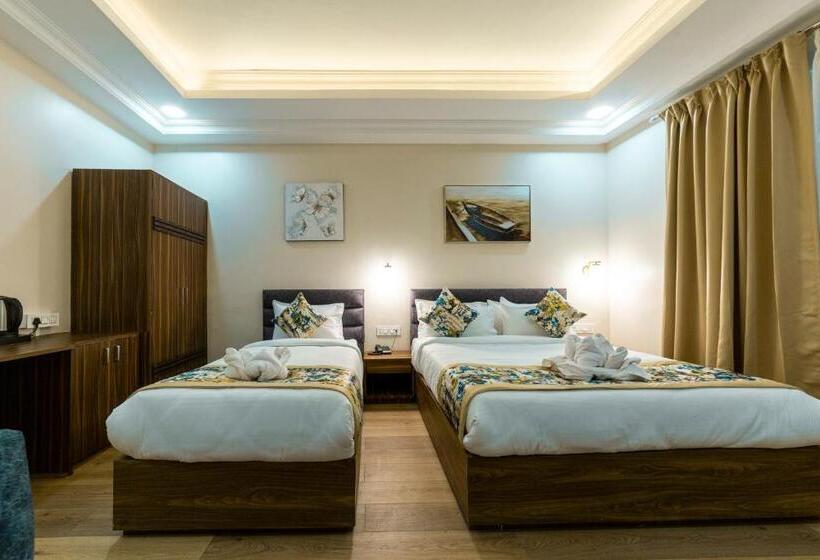 اتاق لوکس خانوادگی, Citrus Boutique