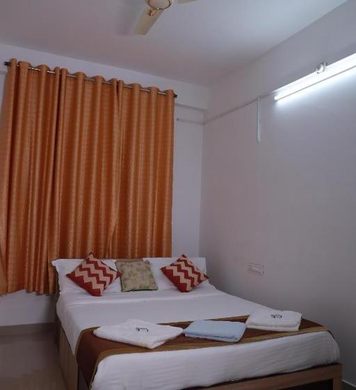 スタンダード４人部屋, Norwegian Homes Guest House  Munnar