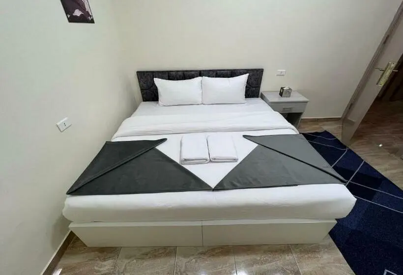 اتاق لوکس, Z3 Hostel