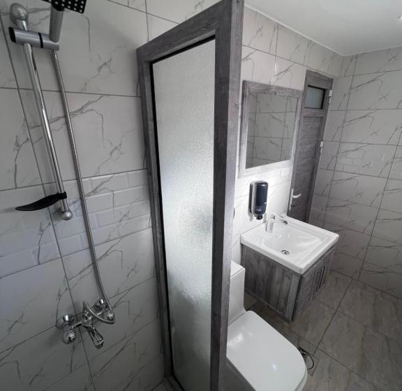 اتاق لوکس خانوادگی, Z3 Hostel