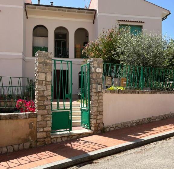 Номер Стандарт с Балконом, Bed And Coffee Rooms Portoferraio