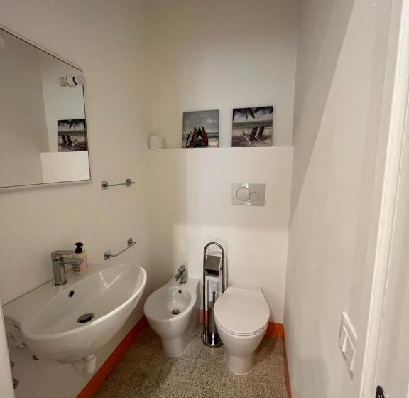 バルコニー付きスタンダードルーム, Bed And Coffee Rooms Portoferraio