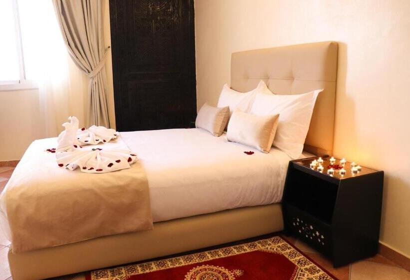Люкс с Балконом, Hôtel Riad Salam Agadir