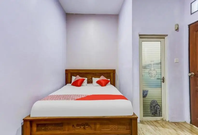 デラックスルーム, Oyo 91298 Rumah Cantik Homestay