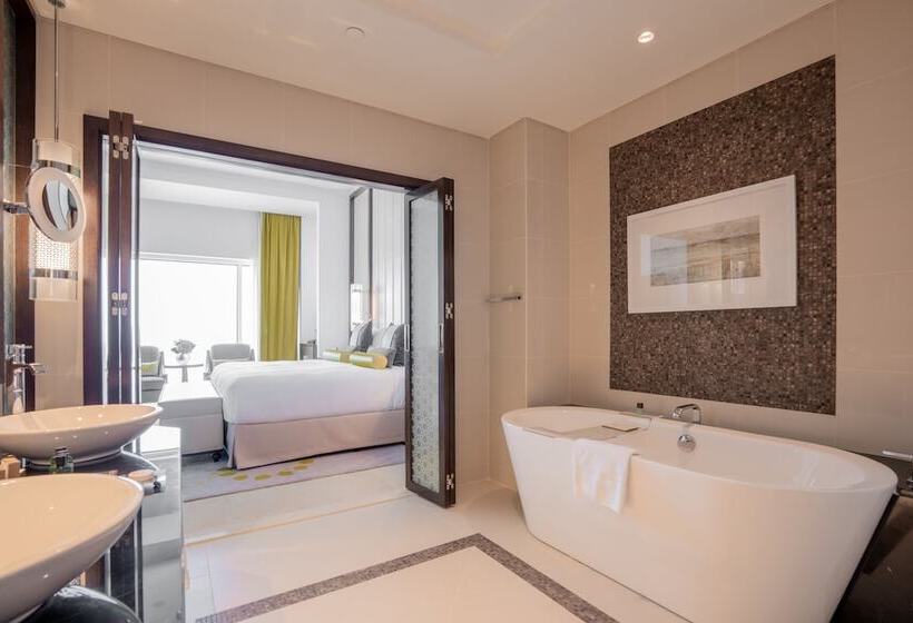 Номер Deluxe Вид на Море, Rixos Marina Abu Dhabi