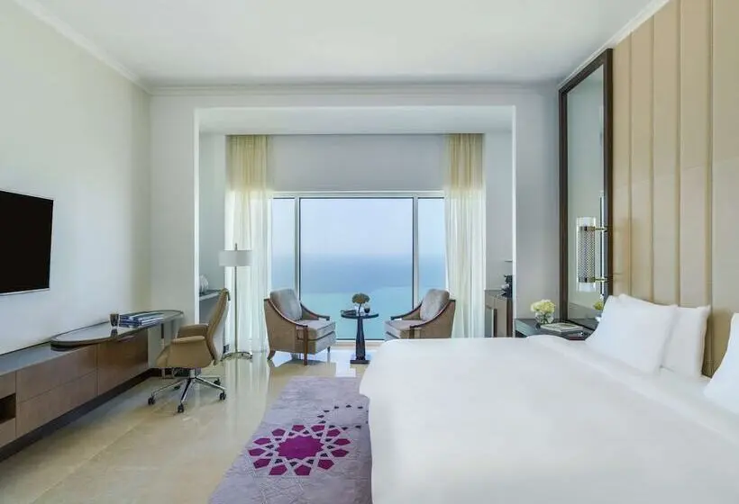 オーシャンビューデラックスルーム, Rixos Marina Abu Dhabi
